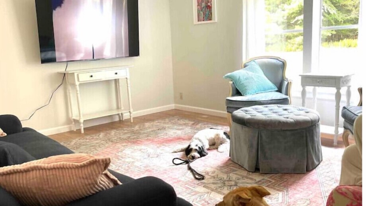 Photo of Livingroom in Woodridge