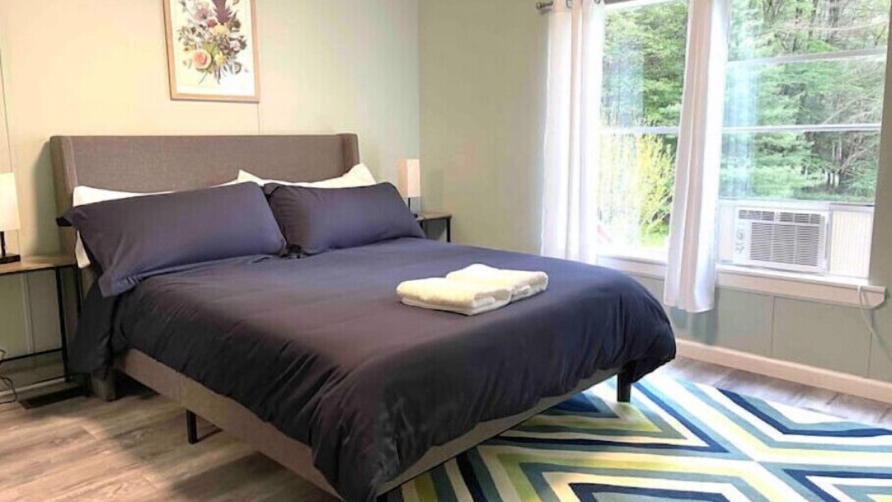 Photo of Bedroom in Woodridge