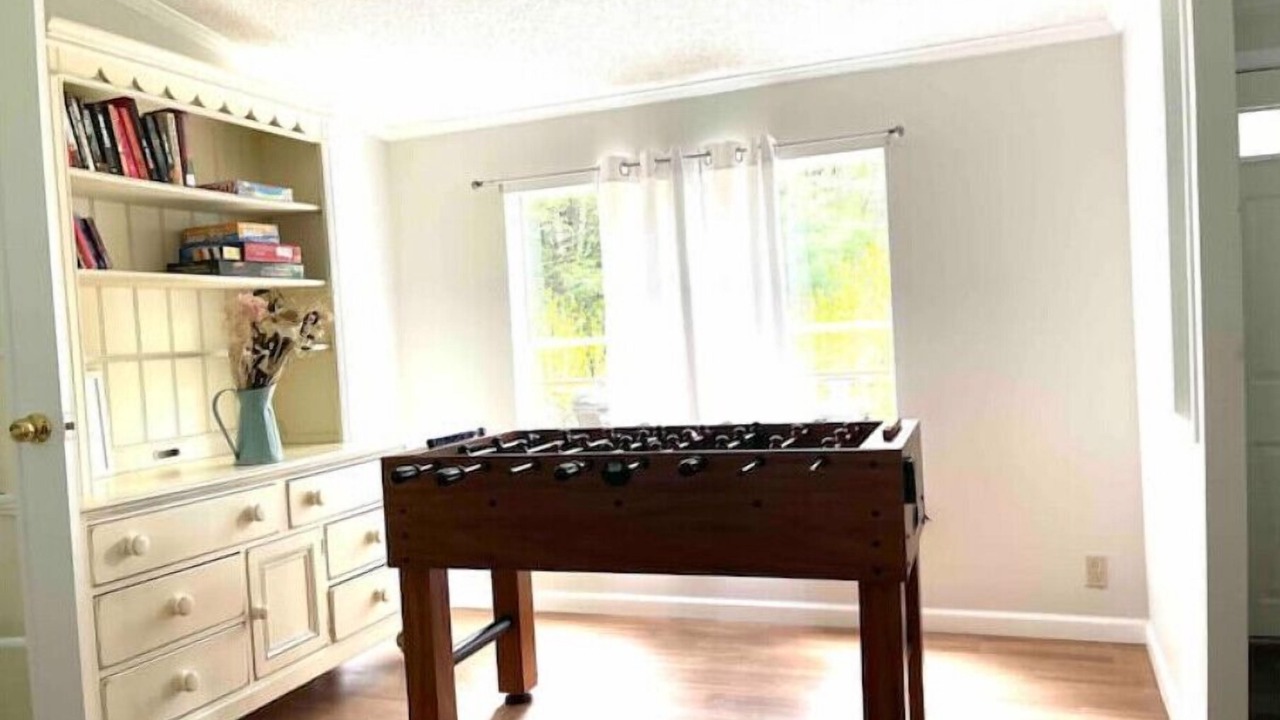 Photo of Bedroom in Woodridge