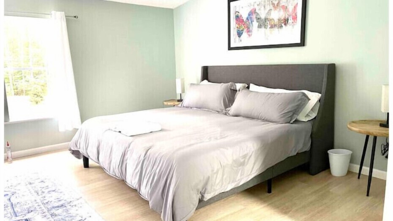 Photo of Bedroom in Woodridge