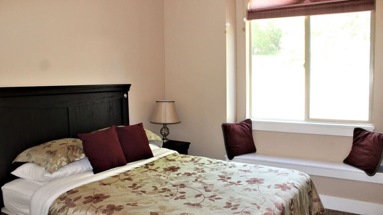 Photo of Bedroom in Oroville