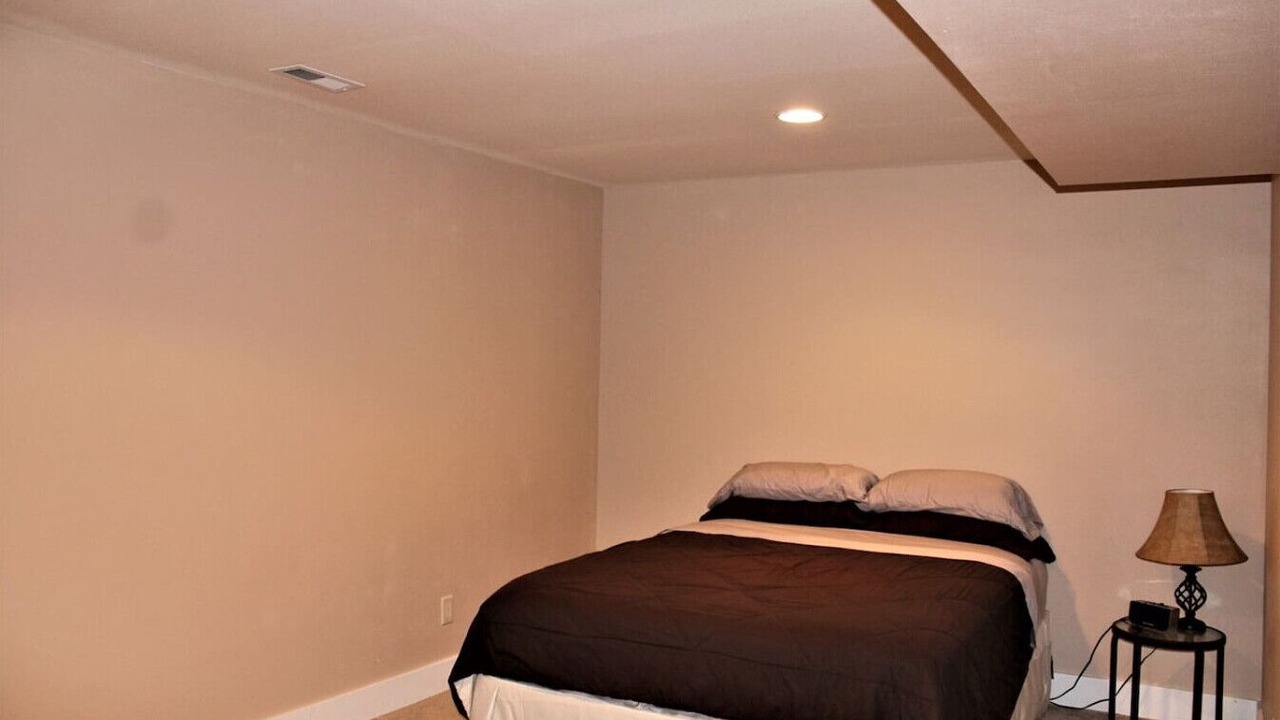 Photo of Bedroom in Oroville