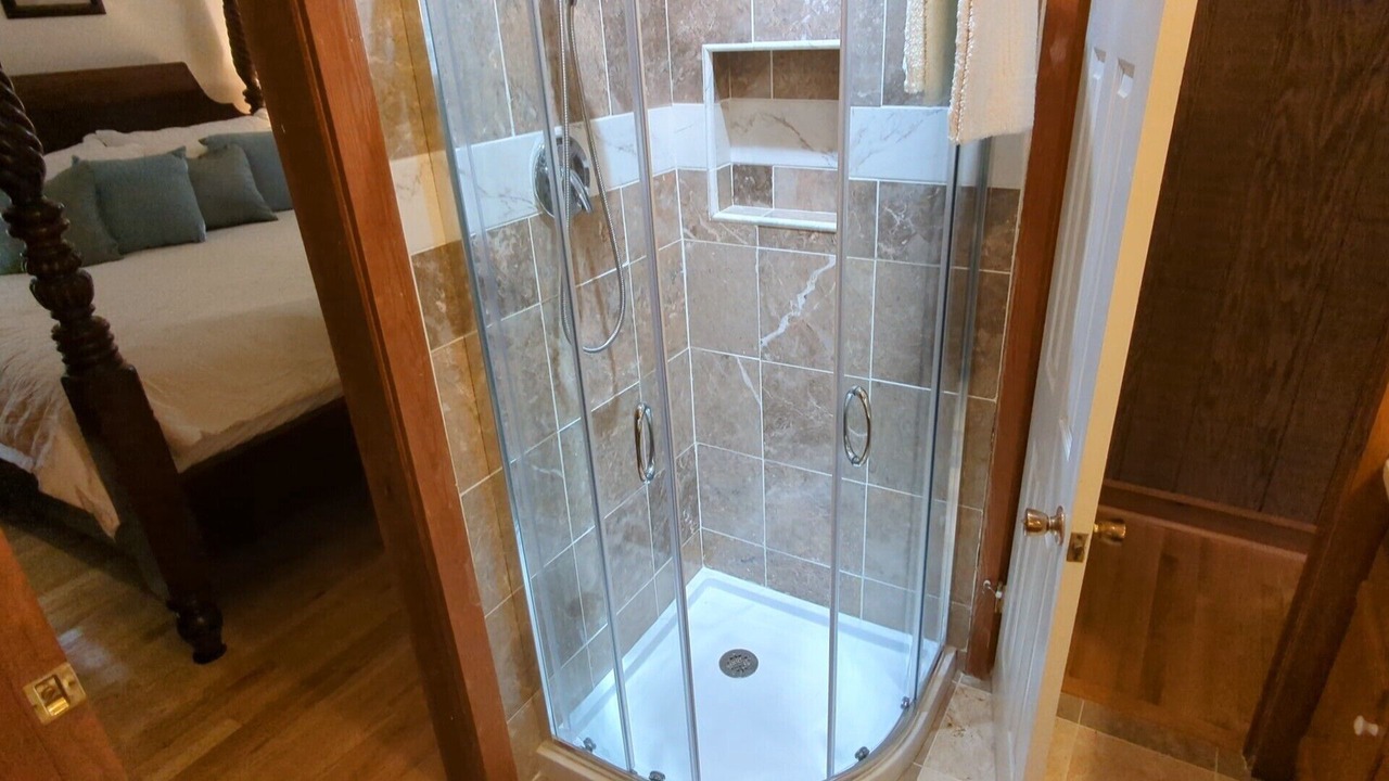 Photo of Bathroom in Andersonville