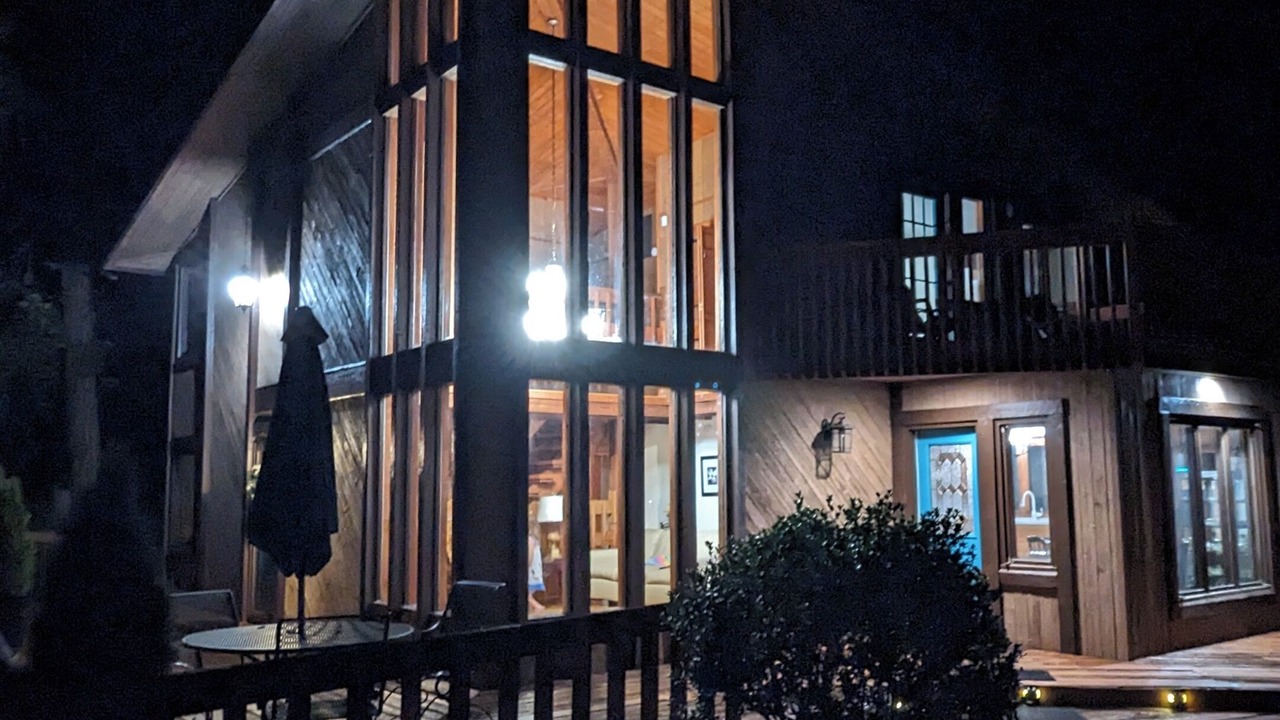 Photo of Outdoor in Andersonville