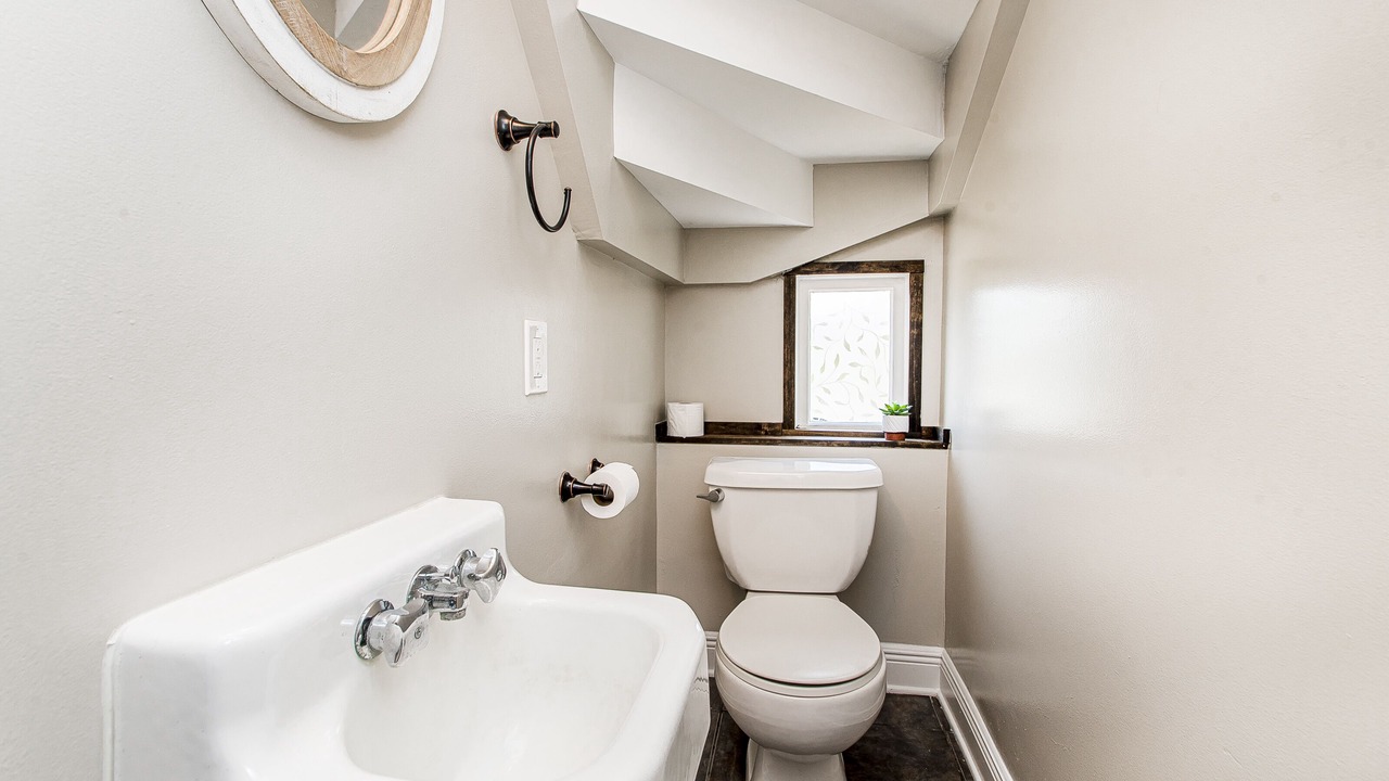 Photo of Bathroom in Madisonville