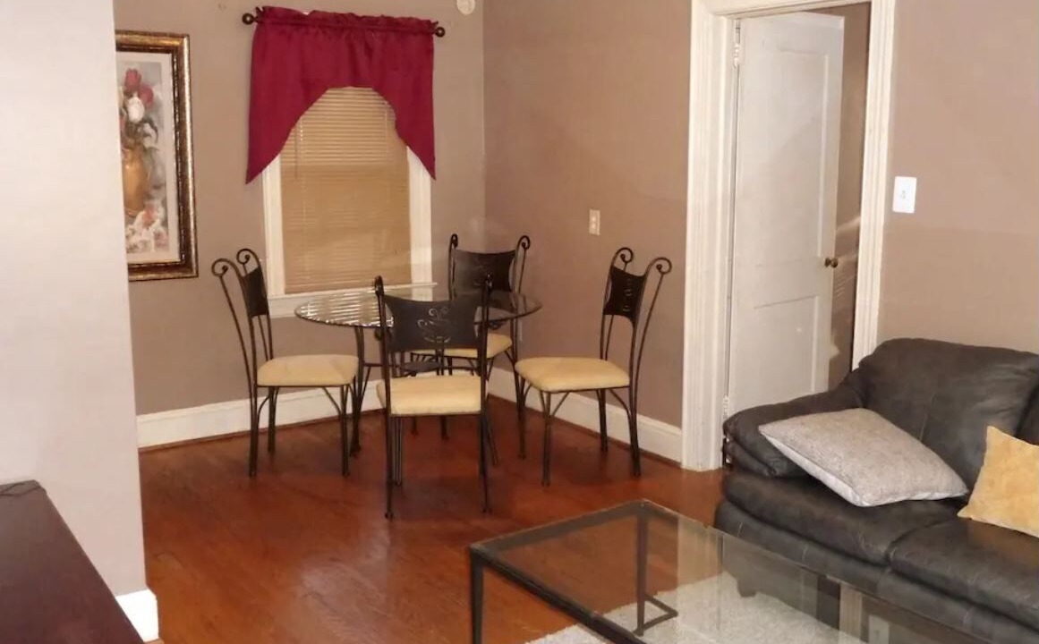Photo of Livingroom in Roanoke