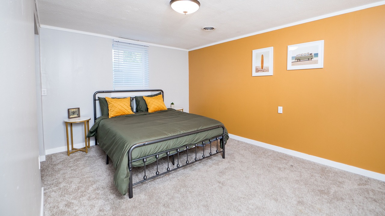 Photo of Bedroom in Normal