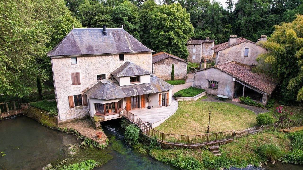 Photo of Outdoor in Romagne