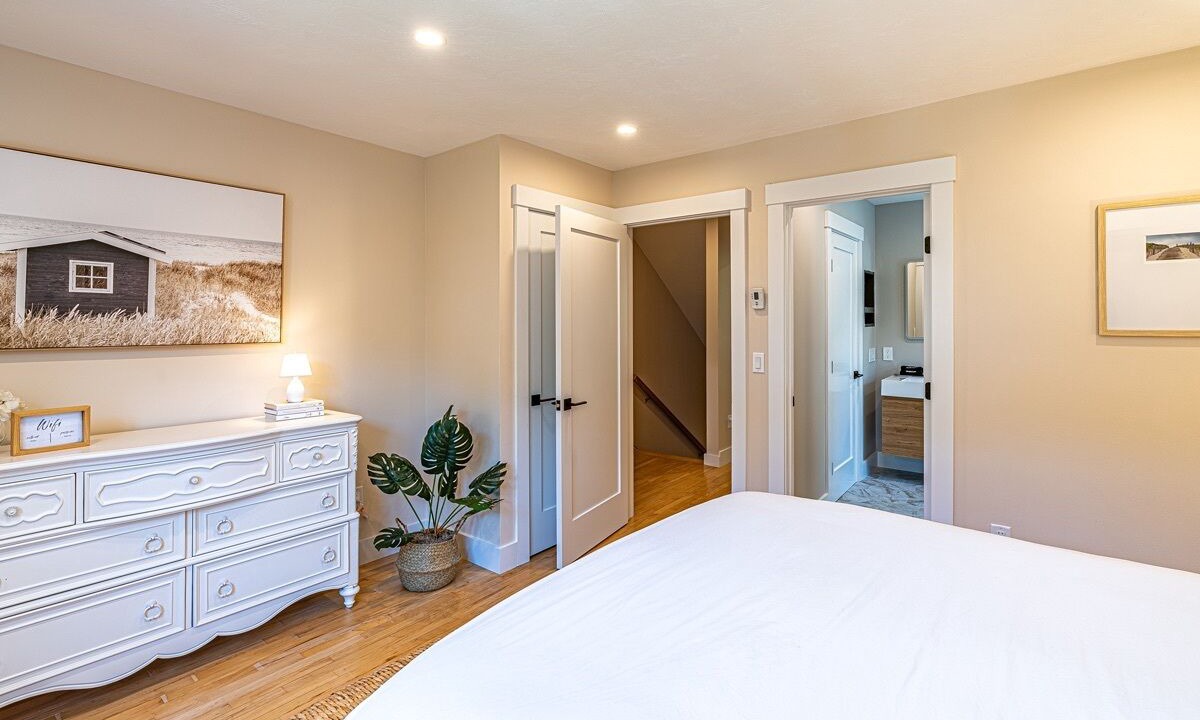 Photo of Bathroom in Lagoon Heights