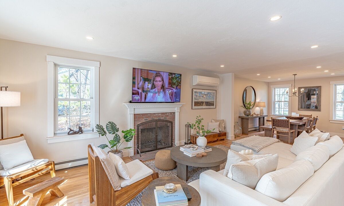 Photo of Livingroom in Lagoon Heights