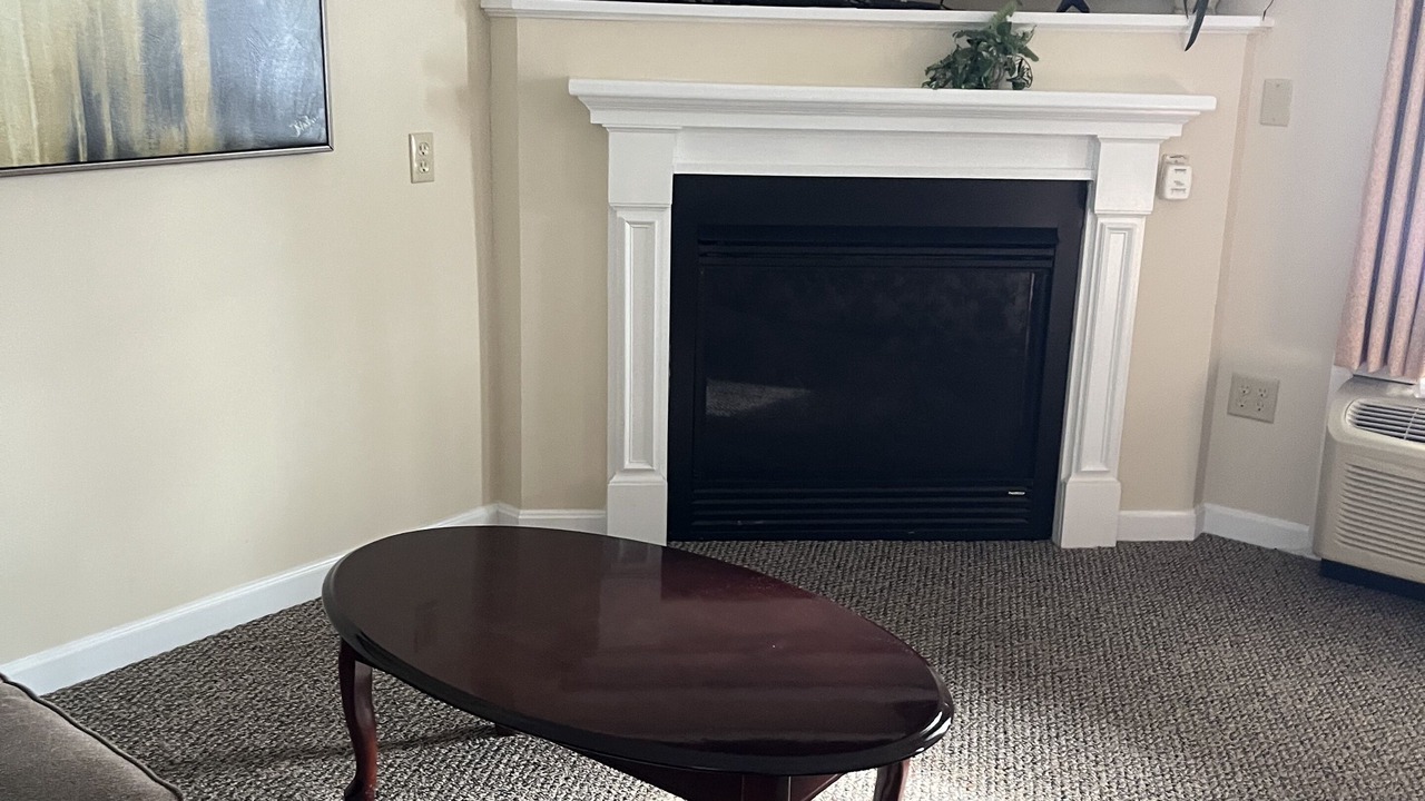 Photo of Livingroom in Bethel