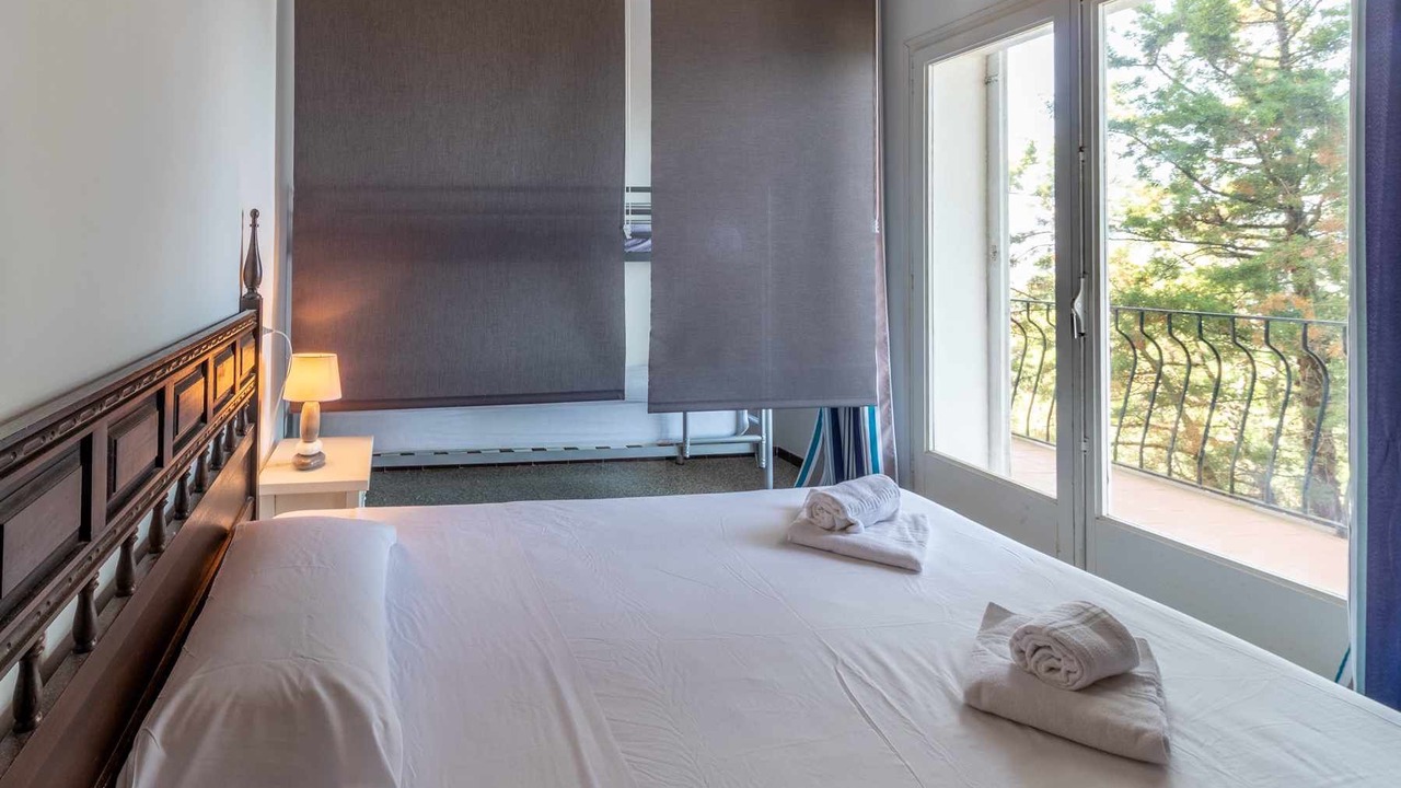 Photo of Bedroom in Llanca