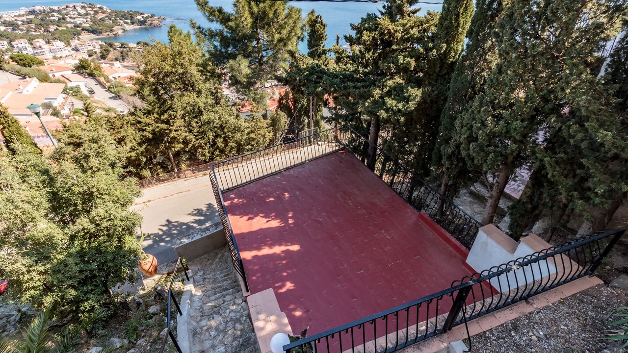 Photo of Outdoor in Llanca