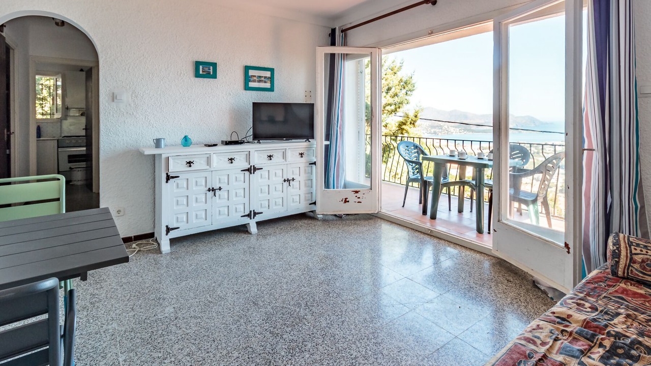 Photo of Livingroom in Llanca