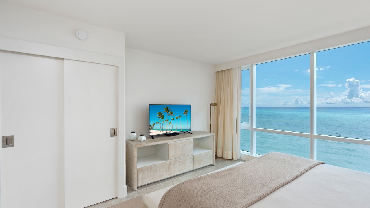 Photo of Bedroom in South Beach