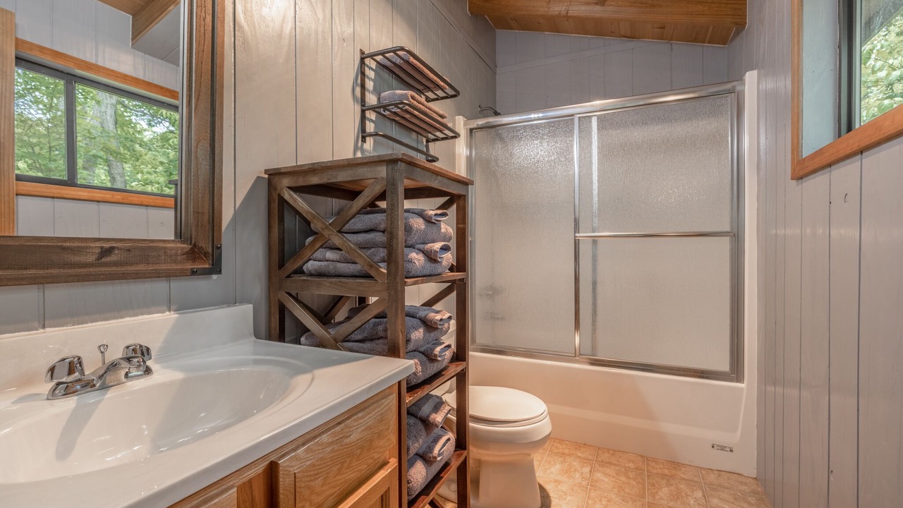 Photo of Bathroom in Innsbrook