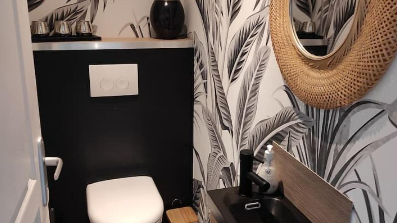 Photo of Bathroom in Saint-Martin-du-Fouilloux