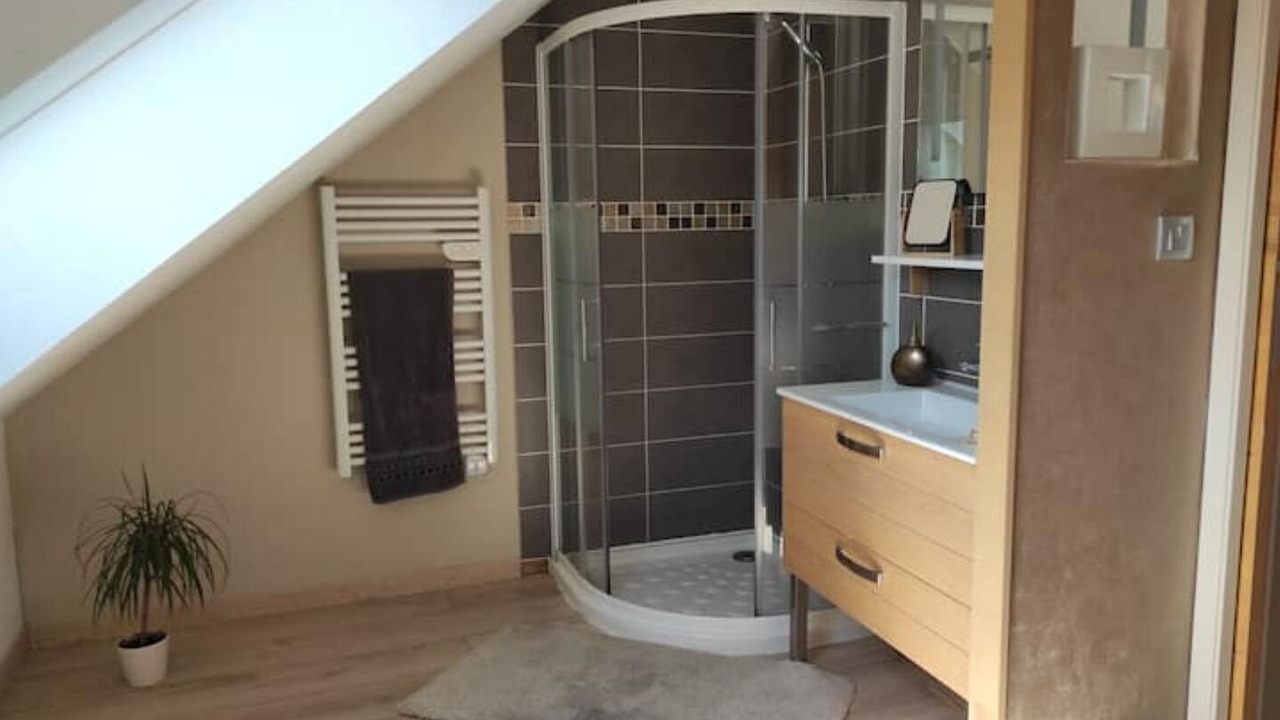 Photo of Bathroom in Saint-Martin-du-Fouilloux