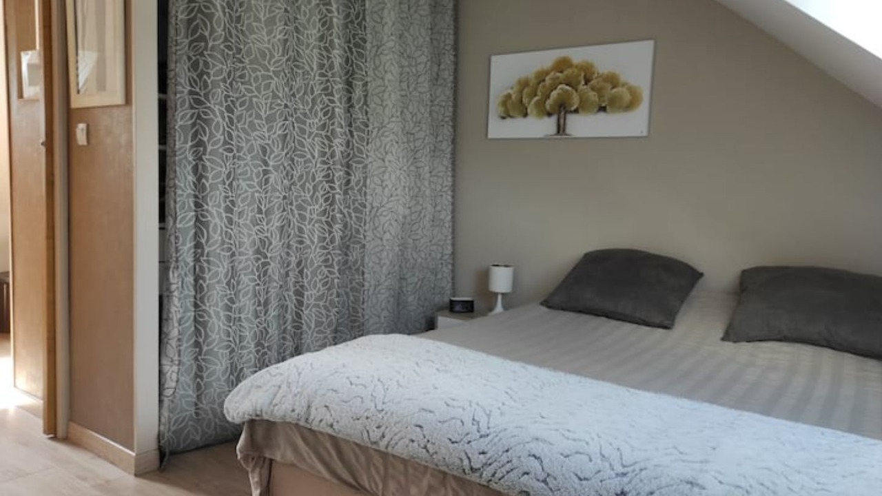 Photo of Bedroom in Saint-Martin-du-Fouilloux