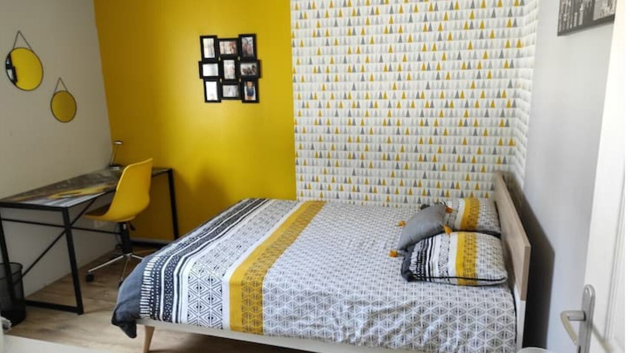 Photo of Bedroom in Saint-Martin-du-Fouilloux