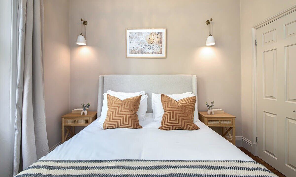 Photo of Bedroom in Abbey Road