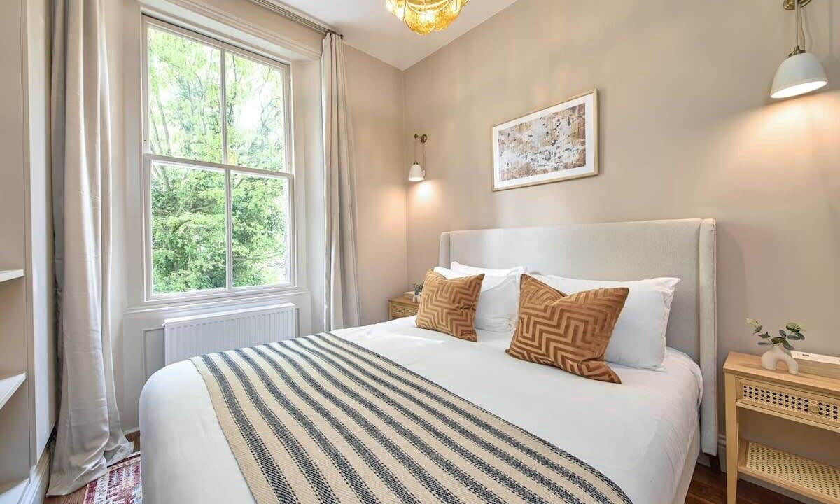 Photo of Bedroom in Abbey Road