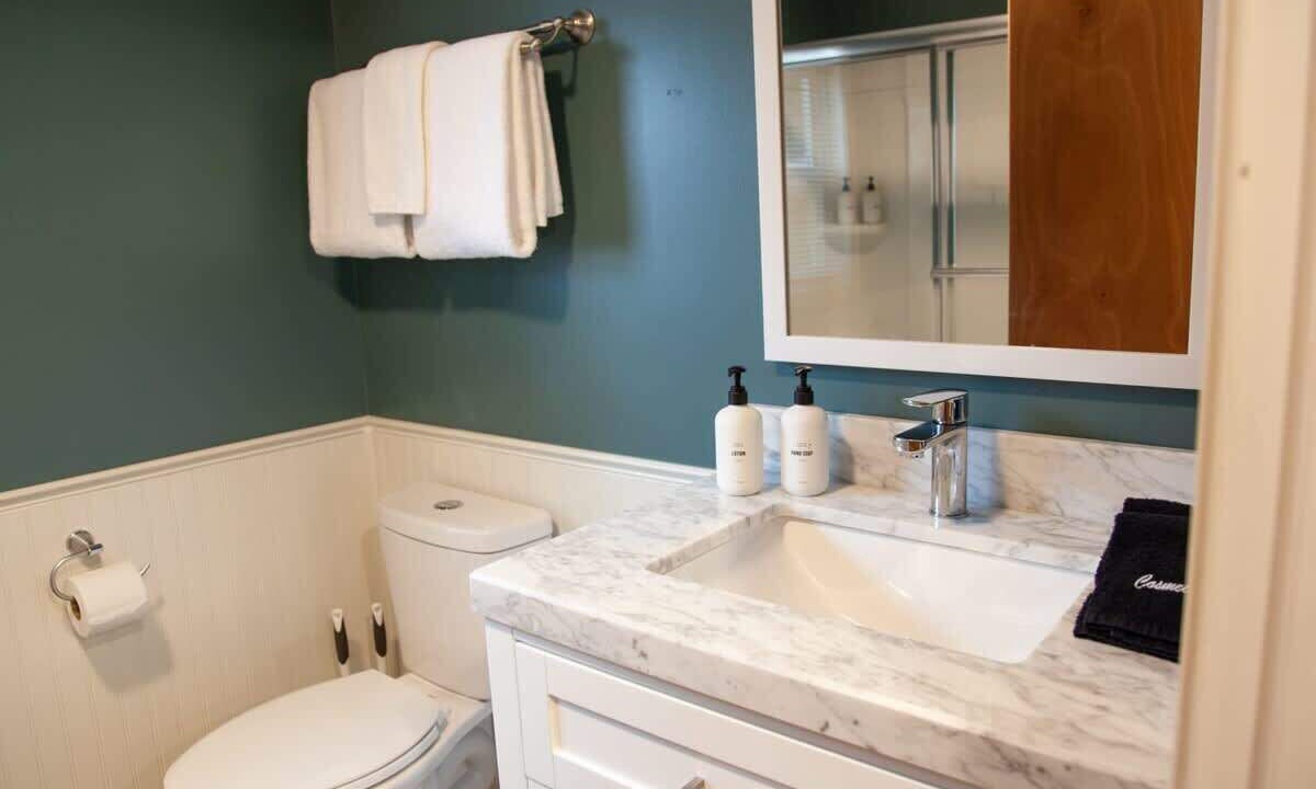 Photo of Bathroom in Teall Beach