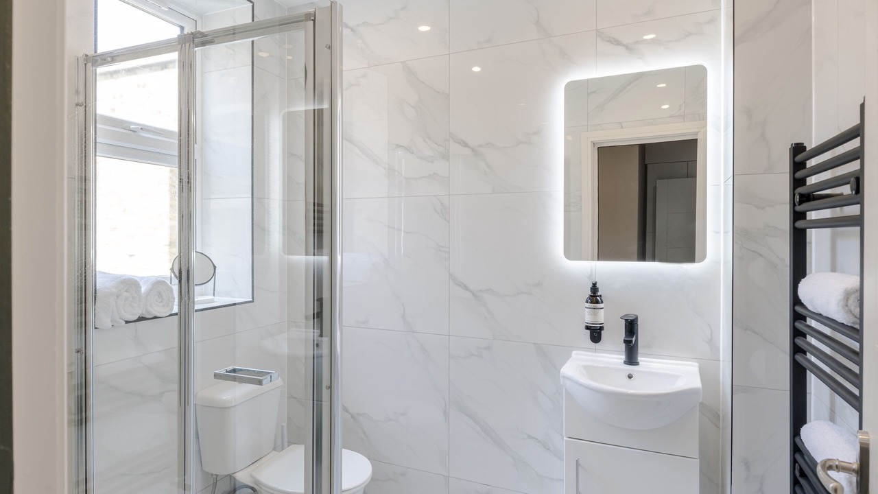 Photo of Bathroom in Askew