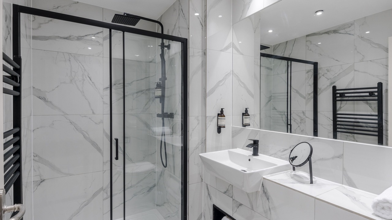 Photo of Bathroom in Askew