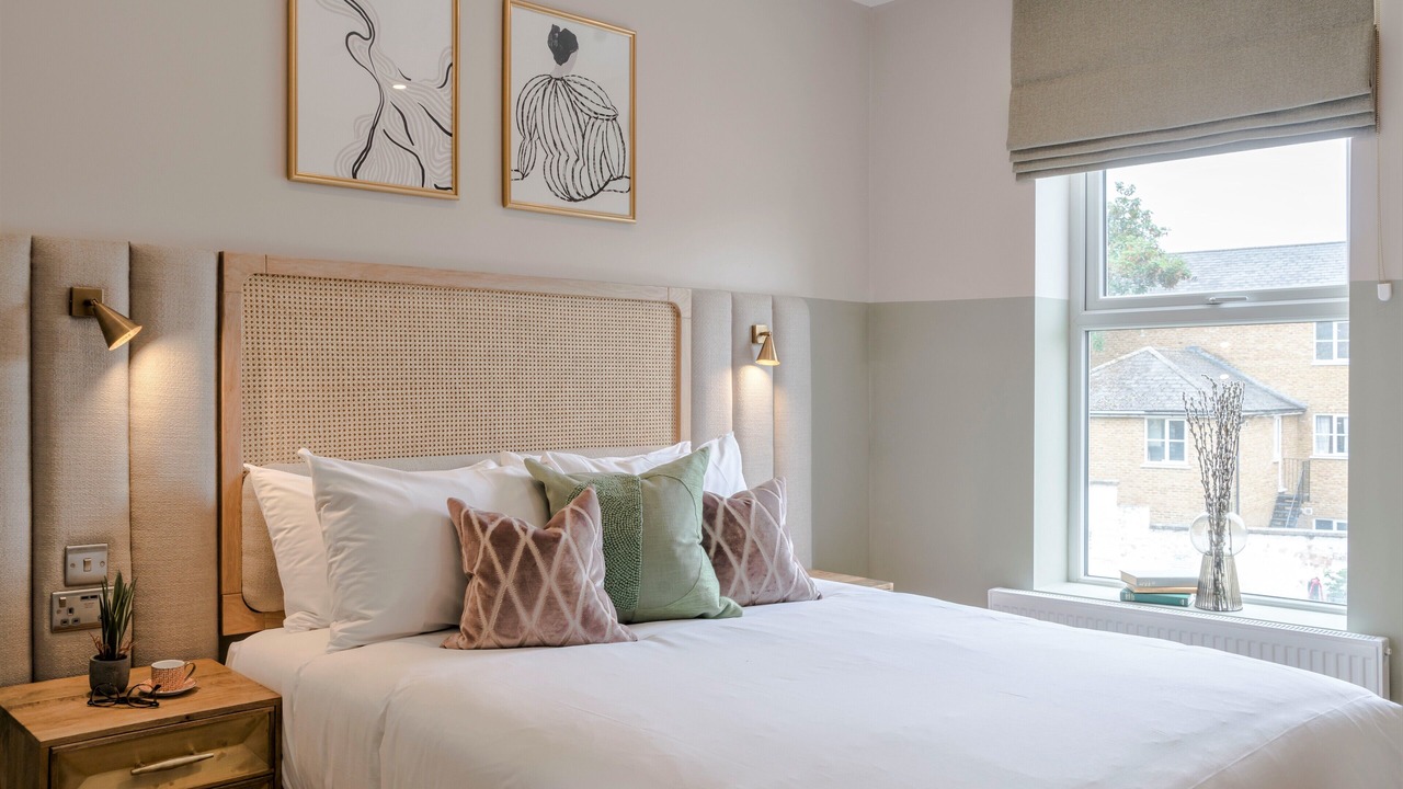 Photo of Bedroom in Askew