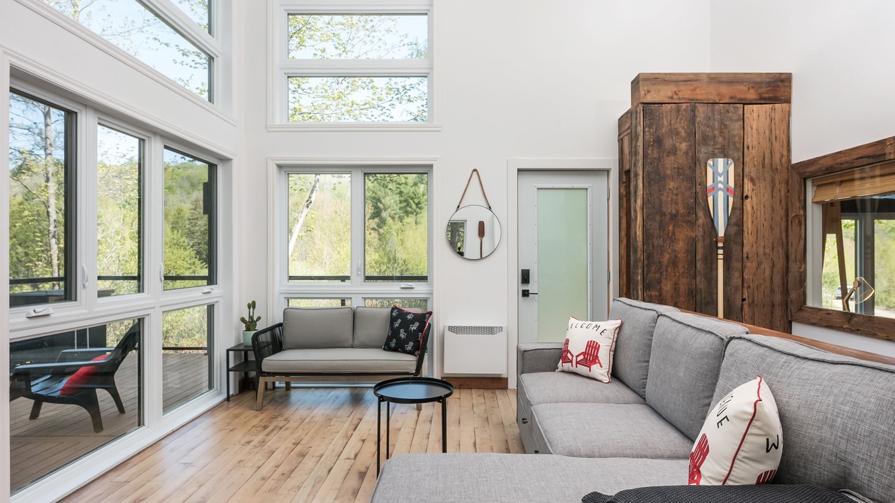 Photo of Livingroom in Saint-Alphonse-Rodriguez