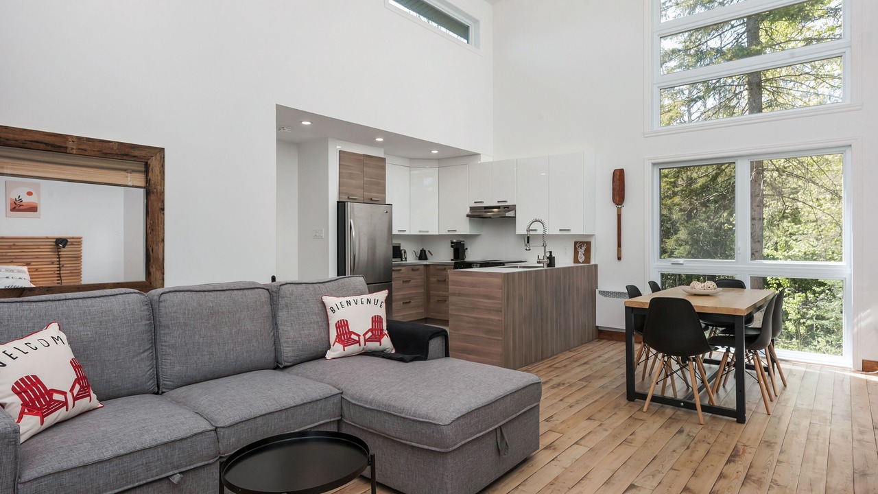 Photo of Livingroom in Saint-Alphonse-Rodriguez