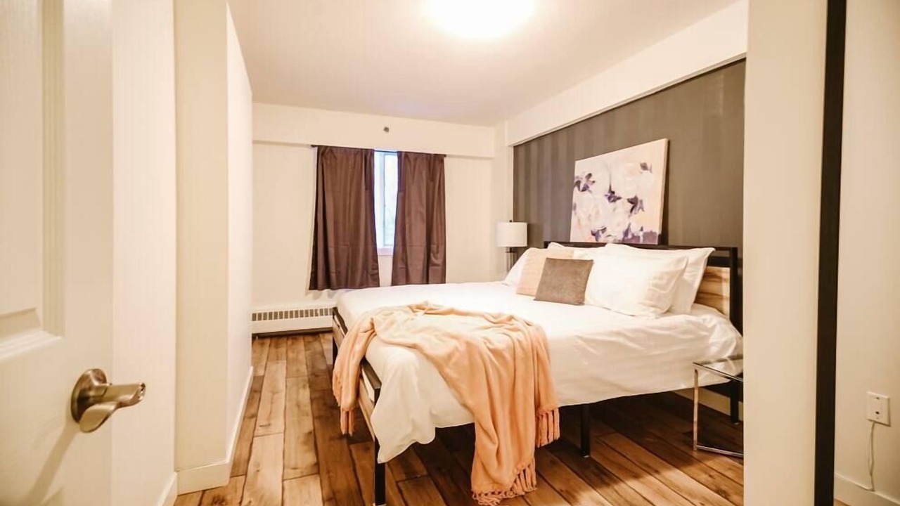 Photo of Bedroom in Saskatoon Downtown