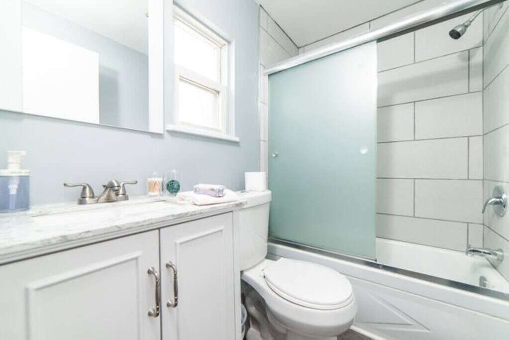 Photo of Bathroom in Central Northside