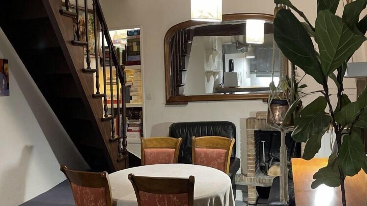 Photo of Livingroom in Arsenal