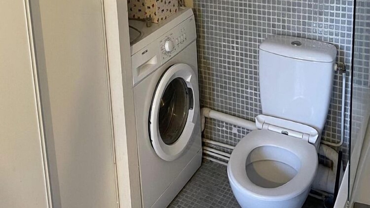 Photo of Bathroom in Arsenal
