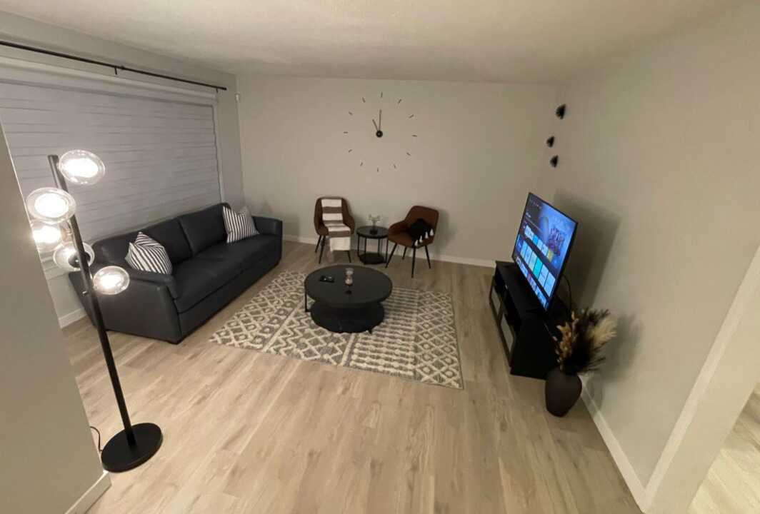 Photo of Livingroom in East Kildonan