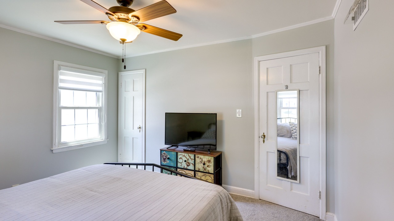 Photo of Bedroom in Milwaukee