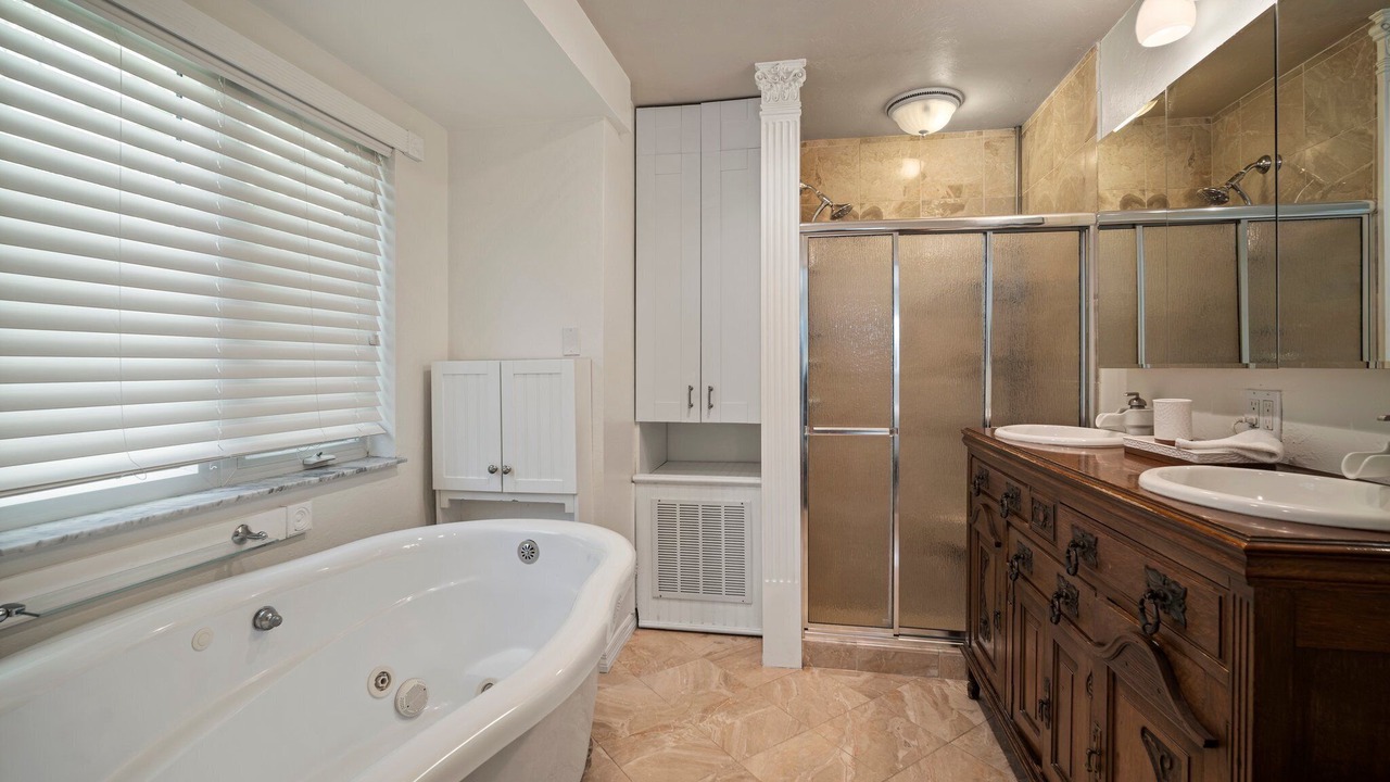 Photo of Bathroom in Palma Sola