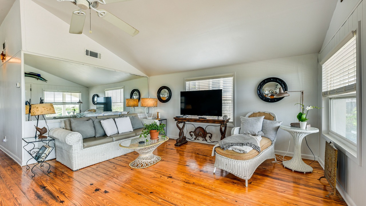 Photo of Livingroom in Fernandina Beach