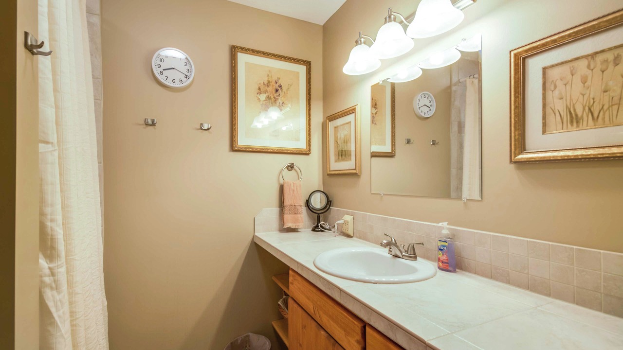 Photo of Bathroom in Elwood