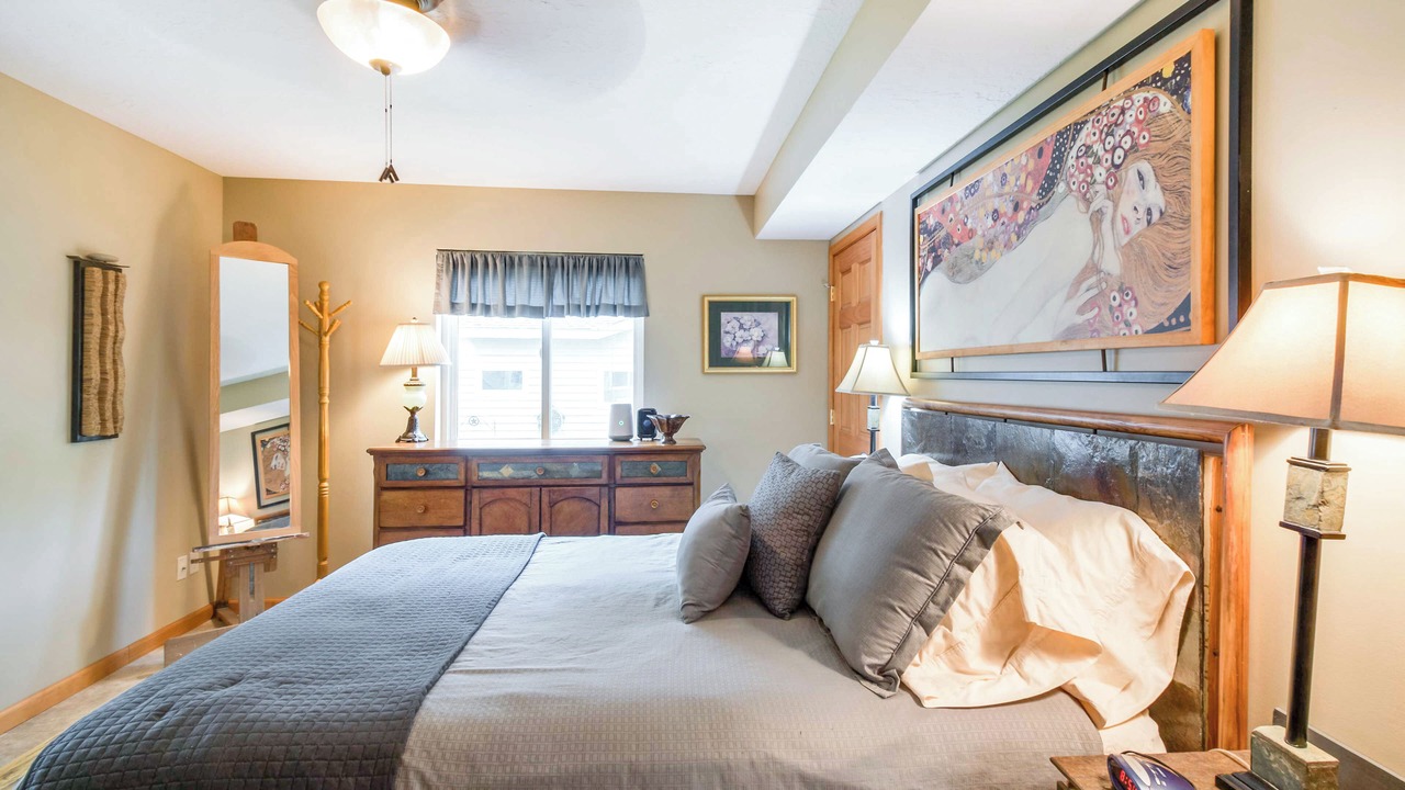 Photo of Bedroom in Elwood