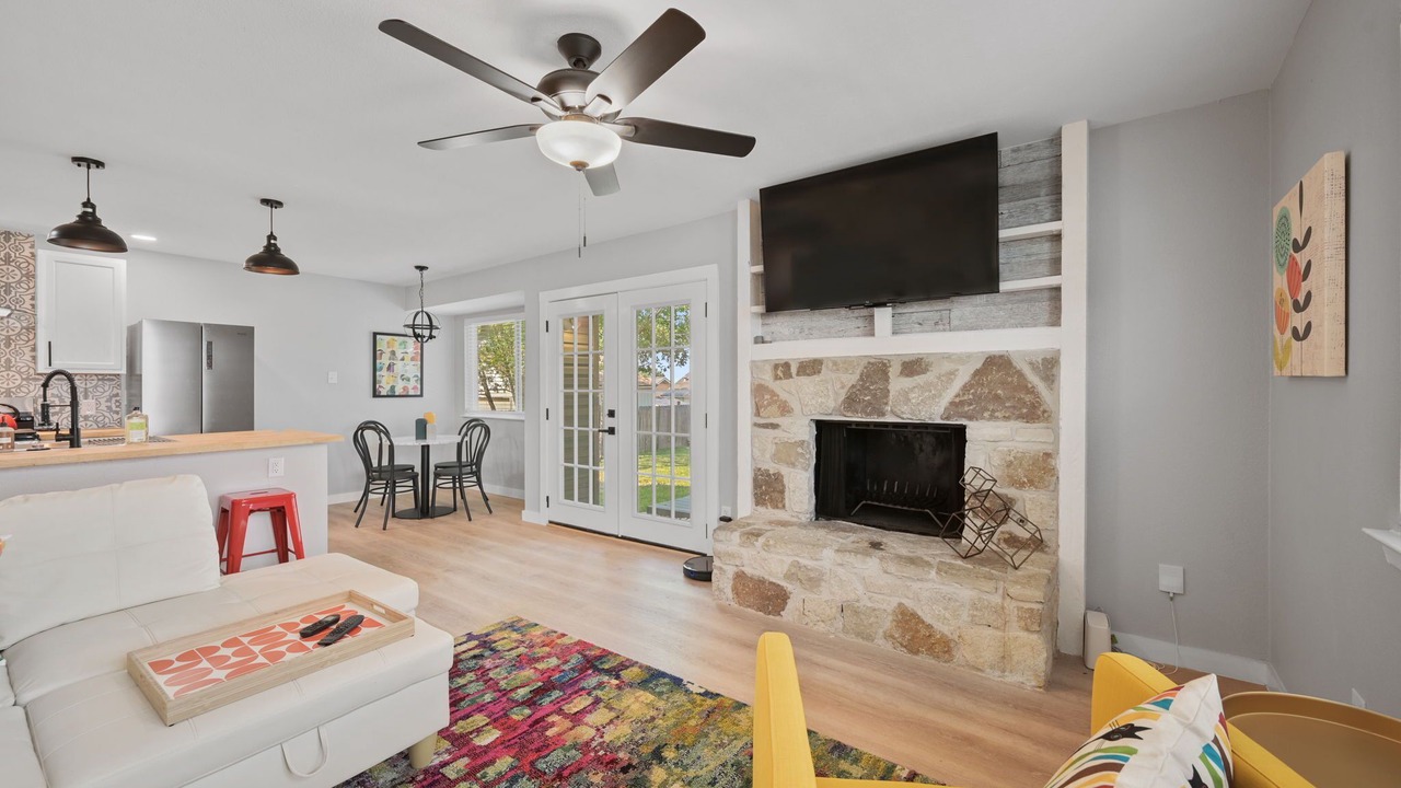 Photo of Livingroom in Round Rock
