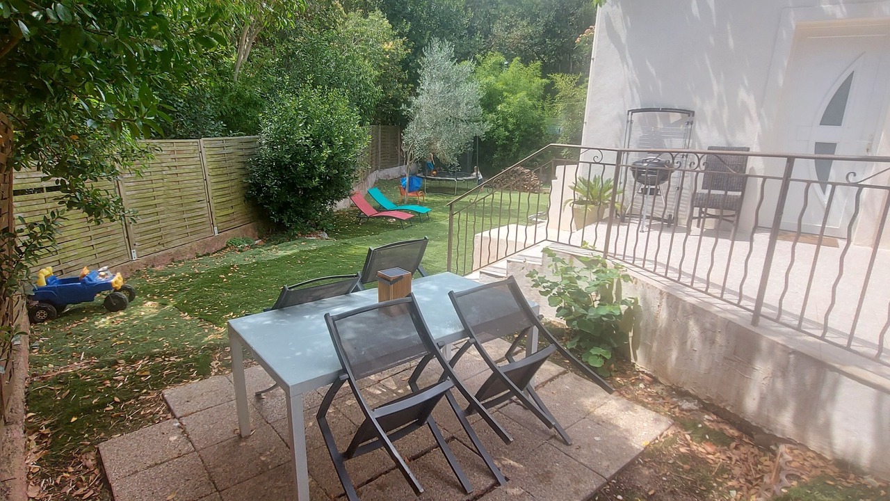 Photo of Patio Balcony in La Seyne-sur-Mer