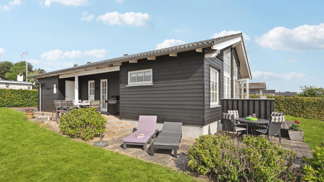 Photo of Others in Hesselager