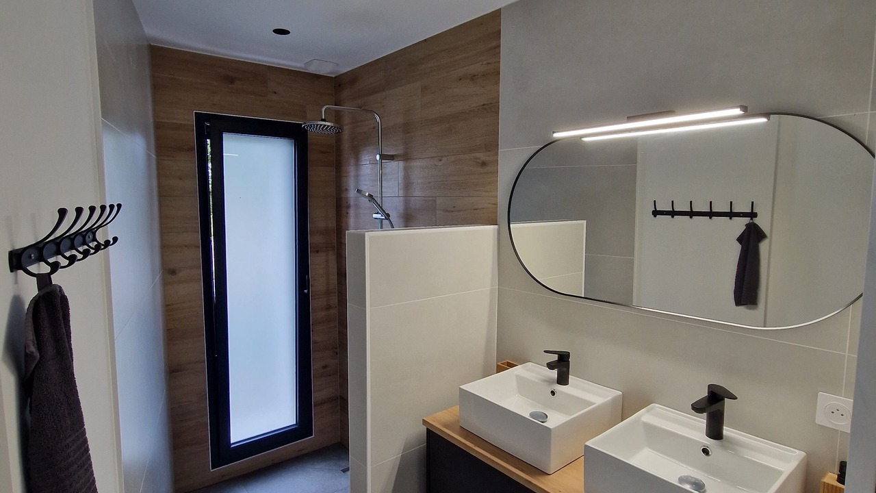 Photo of Bathroom in Asserac