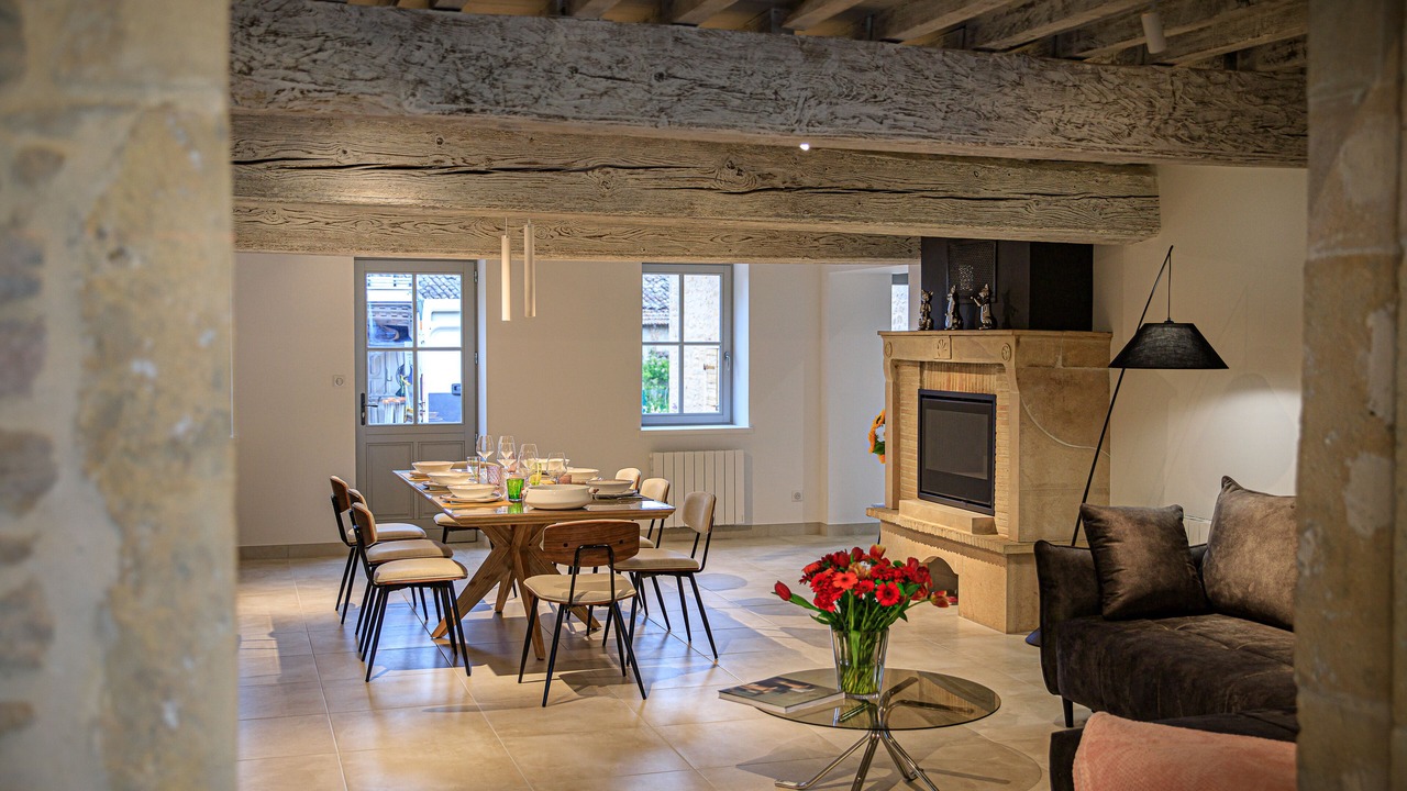 Photo of Others in Boz