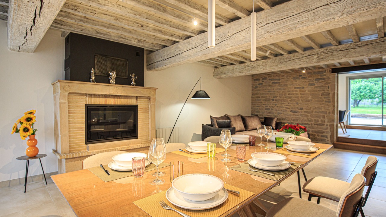 Photo of Others in Boz