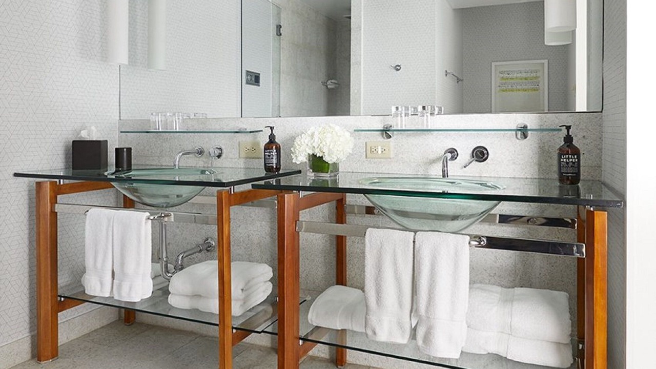 Photo of Bathroom in Music Row