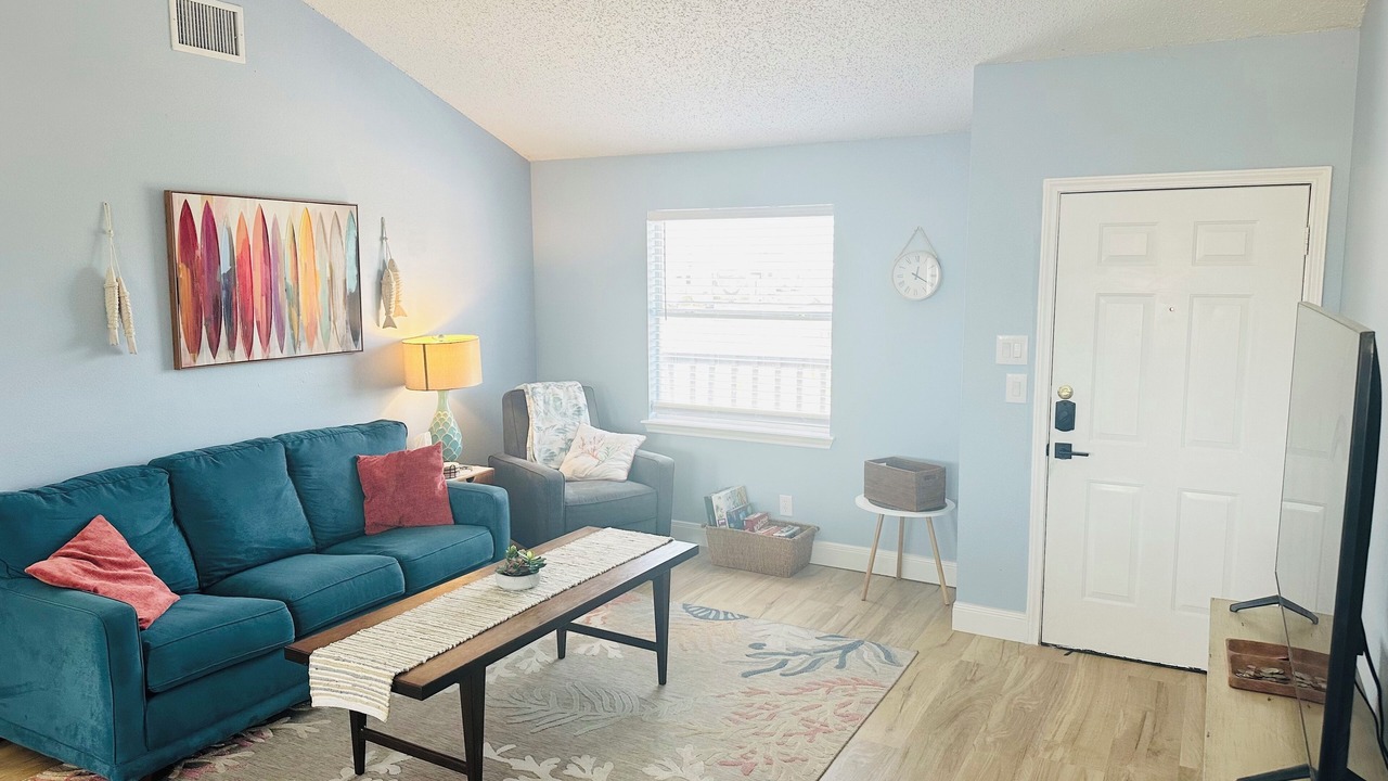 Photo of Livingroom in Leeward Sands